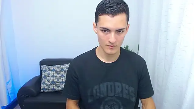 Matiius18 online show from December 18, 2:12 pm