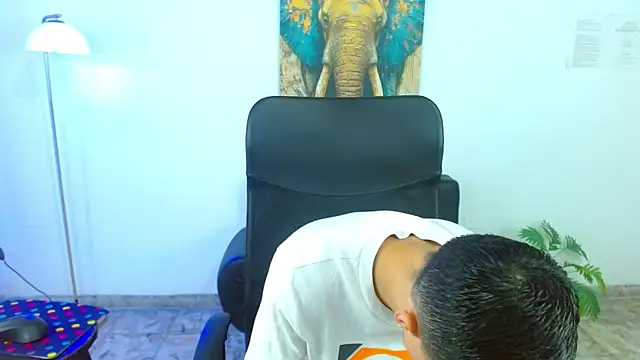 Matiius18 online show from April 15, 2:35 pm