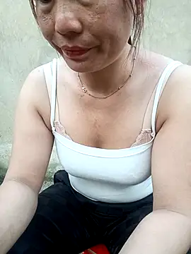 Ttluu online show from April 8, 11:27 pm