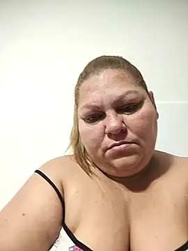 Snapshot of Miasmithr chatting on November 23, 4:18 pm Miasmithr online show from November 23, 4:18 pm