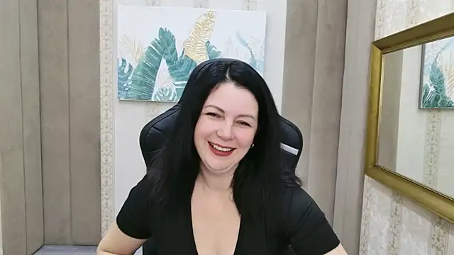 Nina Stane online show from December 4, 5:28 am