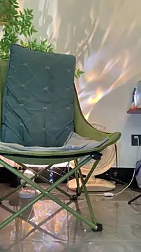 zhizhinaigai online show from April 7, 1:28 am