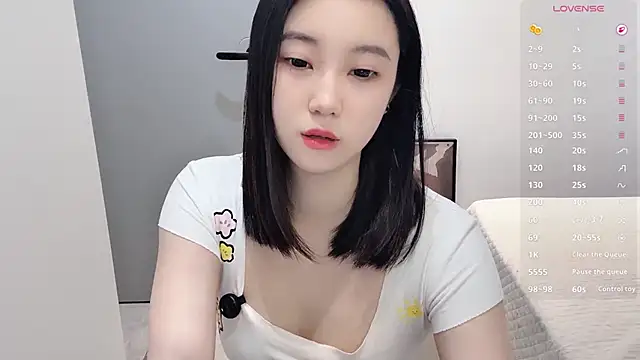 seoYuki online show from June 5, 8:20 am