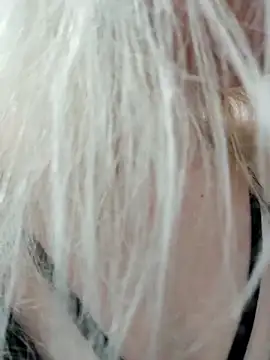 HeronDenni online show from April 11, 12:59 am