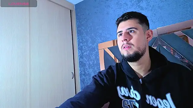 ryan evanss online show from November 11, 11:10 am