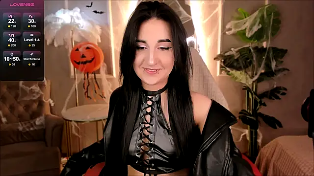 Snapshot of Lii_Rose chatting on October 18, 8:31 pm Lii Rose online show from October 18, 8:31 pm