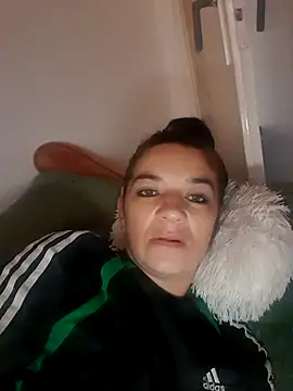 alinaalinutzq online show from October 11, 2:37 pm