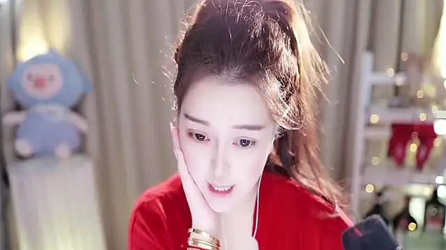 Snapshot of l2day_ chatting on October 15, 5:51 am l2day online show from October 15, 5:51 am