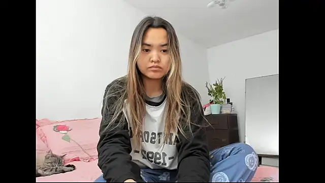 saika blush online show from January 14, 6:30 am