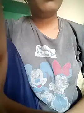 Snapshot of Hot_siiii chatting on September 13, 2:22 am Hot siiii online show from September 13, 2:22 am