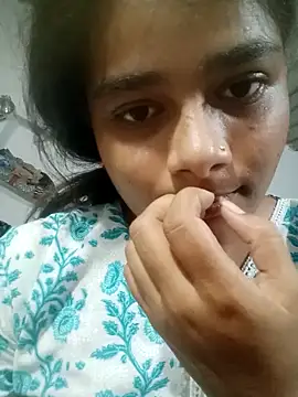 Snapshot of Hot_siiii chatting on September 24, 5:16 pm Hot siiii online show from September 24, 5:16 pm