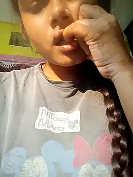 Snapshot of Hot_siiii chatting on October 19, 1:39 am Hot siiii online show from October 19, 1:39 am