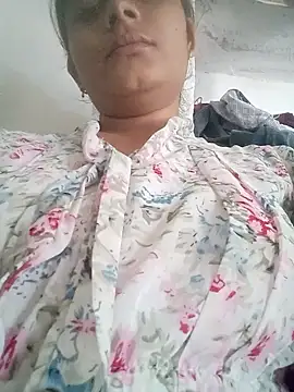 Snapshot of Hot_siiii chatting on October 24, 2:19 am Hot siiii online show from October 24, 2:19 am