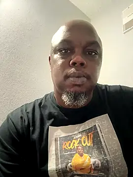 Snapshot of devon3421 chatting on September 14, 3:49 am devon3421 online show from September 14, 3:49 am