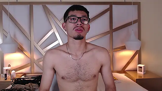 Jaxon Carter online show from October 10, 11:59 pm