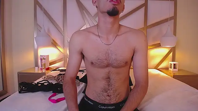 Snapshot of Jaxon_Carter chatting on February 2, 1:48 am Jaxon Carter online show from February 2, 1:48 am