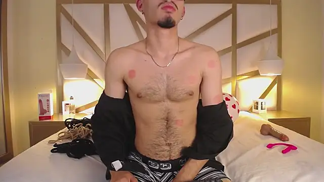 Snapshot of Jaxon_Carter chatting on February 5, 1:54 am Jaxon Carter online show from February 5, 1:54 am