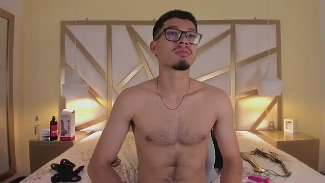 Jaxon Carter online show from April 4, 1:48 am