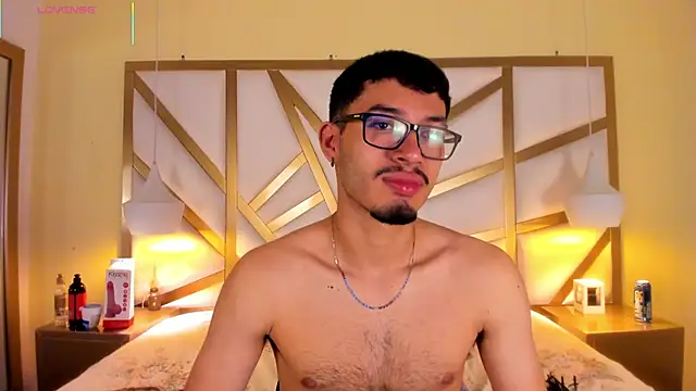 Jaxon Carter online show from May 21, 2:40 am