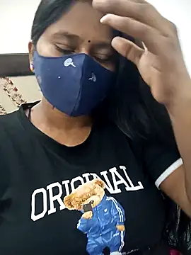 Shy Peehu online show from September 20, 6:31 pm