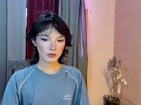 Snapshot of ethereal_alex chatting on September 13, 7:30 am ethereal alex online show from September 13, 7:30 am