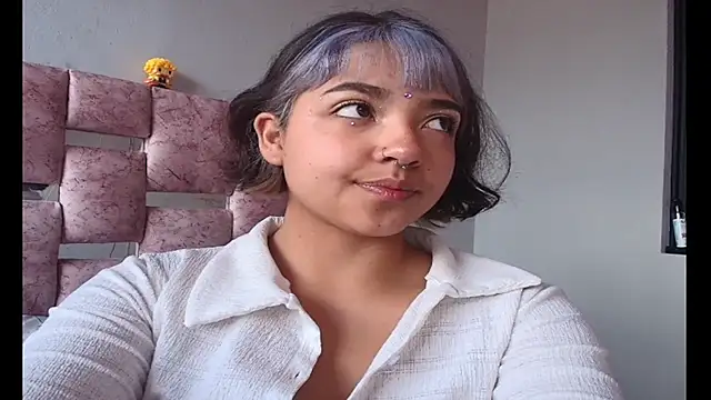 Snapshot of Serena_Rose_Rs chatting on October 15, 4:40 pm Serena Rose Rs online show from October 15, 4:40 pm