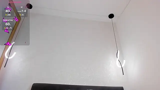 Snapshot of Ariian18 chatting on September 18, 8:00 pm Ariian18 online show from September 18, 8:00 pm