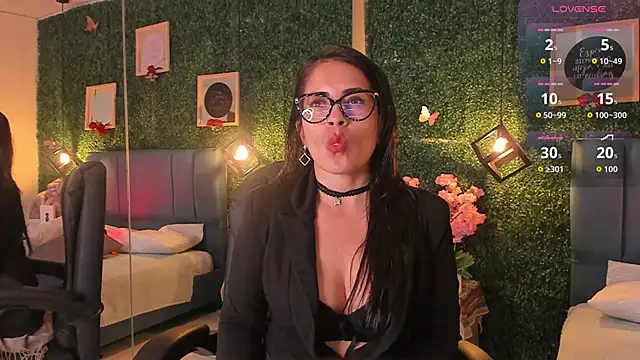 Linagh  online show from September 30, 11:48 am