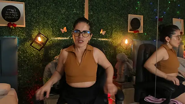 Linagh  online show from December 18, 11:49 am