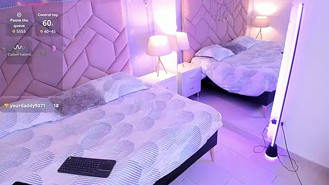 Bella  Lane online show from February 17, 3:47 am