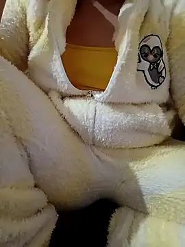 Mroma89six online show from January 11, 5:51 pm