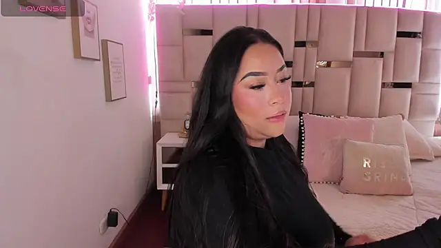 Zoey thompson online show from November 16, 2:55 pm