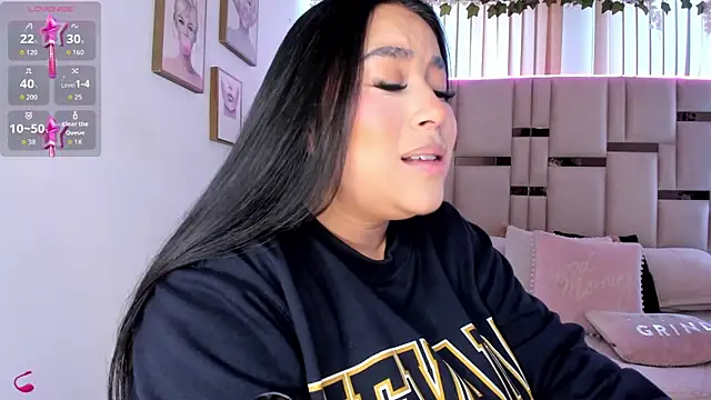 Zoey thompson online show from November 23, 2:17 pm