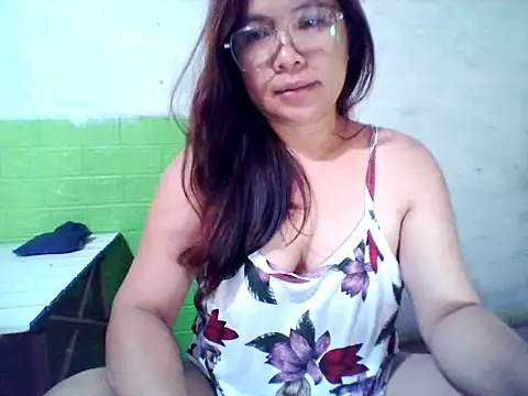 Bianca0516 online show from April 5, 1:58 am