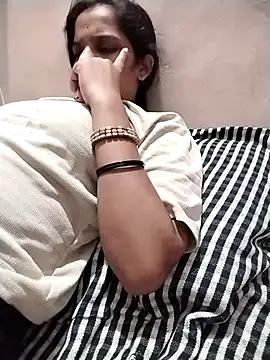 Snapshot of Sofia_kuuu chatting on September 20, 3:40 am Sofia kuuu online show from September 20, 3:40 am