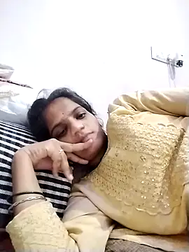 Snapshot of Sofia_kuuu chatting on November 3, 4:58 am Sofia kuuu online show from November 3, 4:58 am