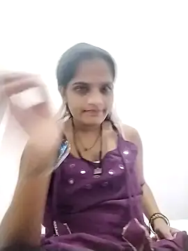 Snapshot of Sofia_kuuu chatting on November 4, 6:45 am Sofia kuuu online show from November 4, 6:45 am