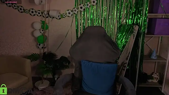 R0cket bunny online show from July 12, 1:07 am