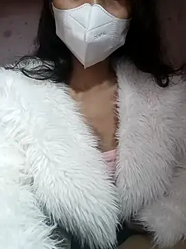 chau1 online show from March 29, 9:04 pm