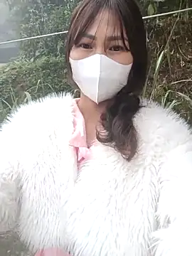 chau1 online show from April 2, 3:48 am