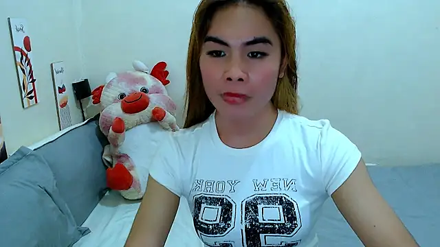 mikhaylahanderson online show from February 16, 3:46 am