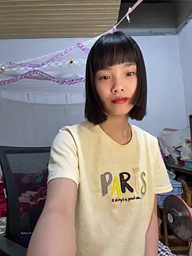 andymi1 online show from March 29, 2:22 am