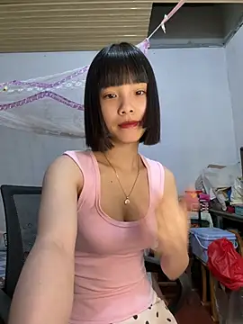 andymi1 online show from April 18, 2:15 am