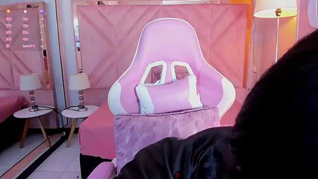 anyjones  online show from November 6, 4:24 am