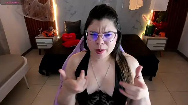 shasha bloom online show from October 27, 12:53 pm