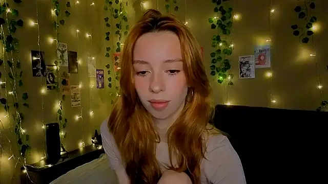 Lori Williams online show from March 26, 2:06 am