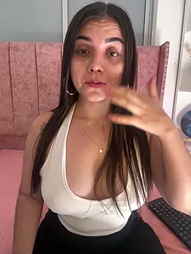 salomecute21 online show from March 19, 11:14 am