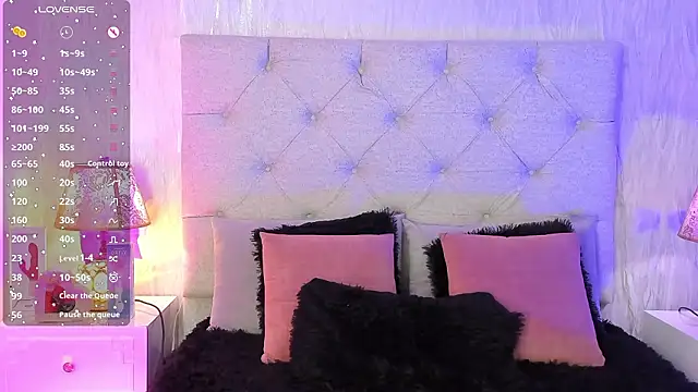 Pamelamiler   online show from February 21, 12:17 pm