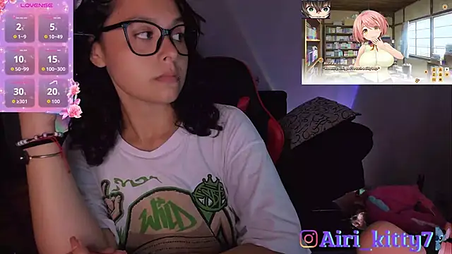 lila kitty81 online show from February 8, 12:25 am