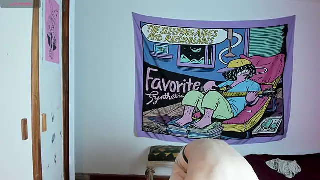 Snapshot of sai_l01 chatting on December 13, 11:10 pm sai l01 online show from December 13, 11:10 pm